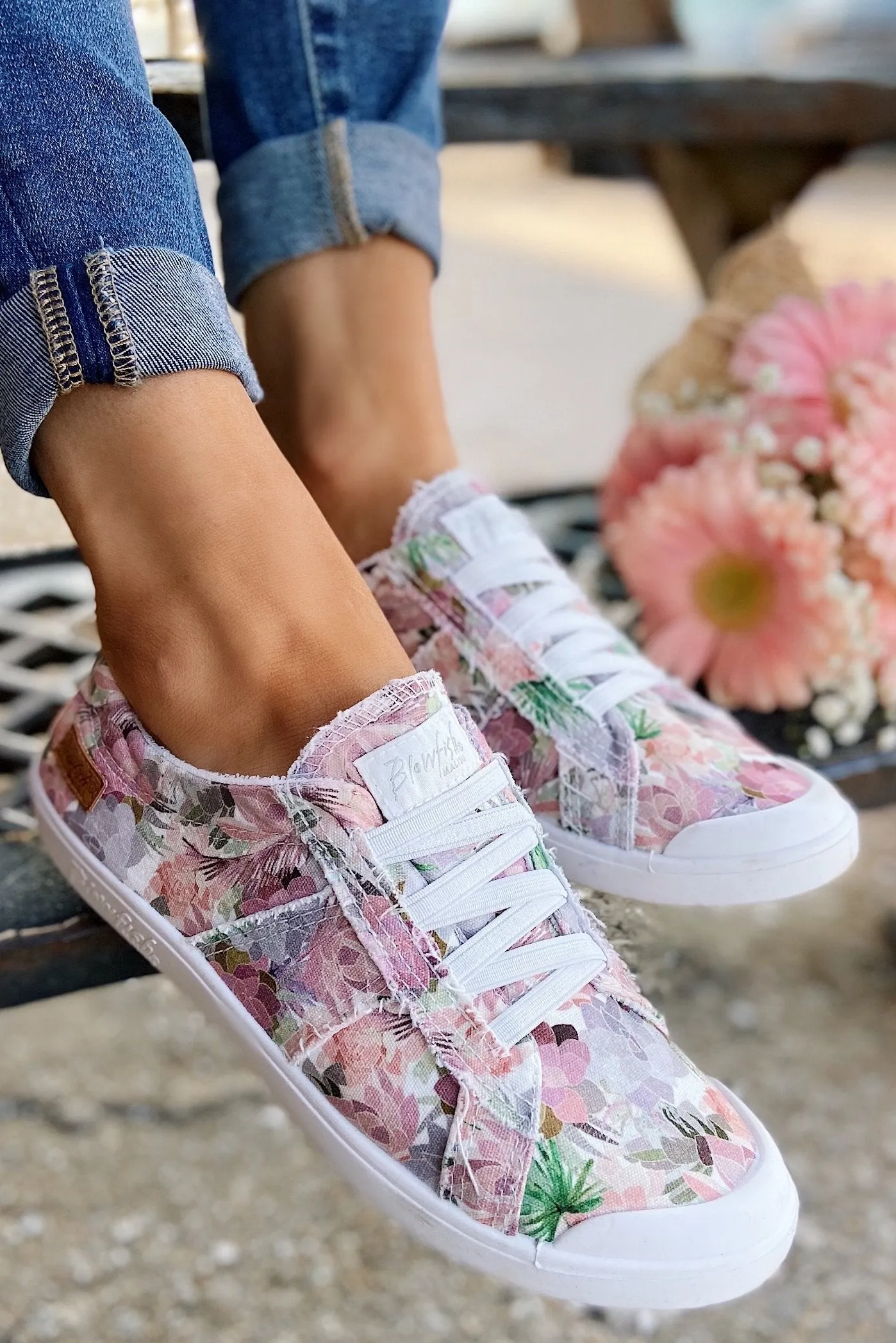 Blowfish Vex Sneakers- Off White Floral