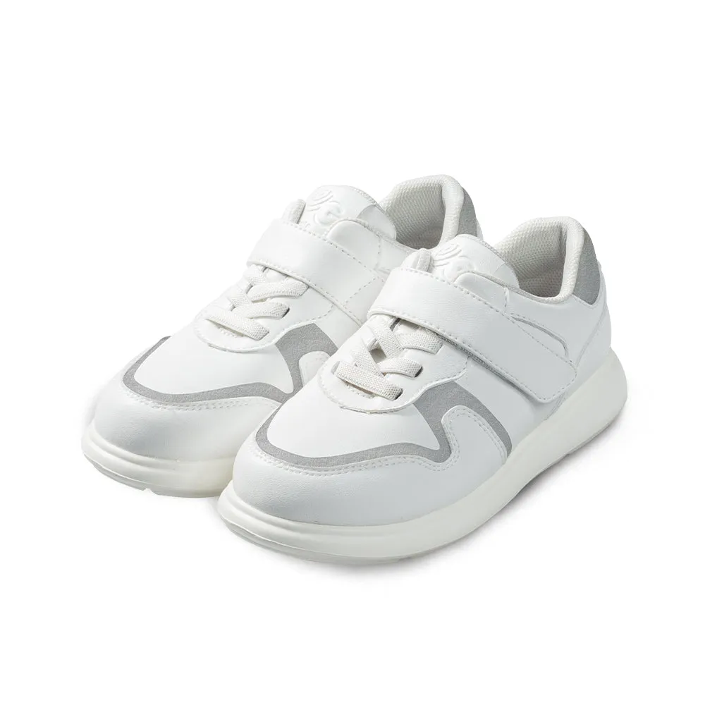 Parker Extra Lightweight Non-Slip Sneakers